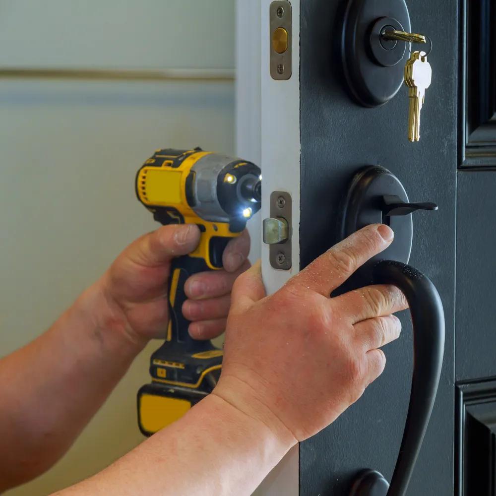 Serrurier 2 Savoies propose des services de serrurerie, installation de portes, portails industriels, volets roulants et mobilier urbain à Aix-les-Bains, Chambéry, Montmélian et La Motte-Servolex. Expertise locale et interventions rapides pour sécuriser tous vos espaces.